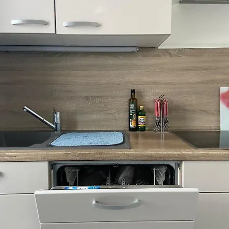 Zentrale Fur 4 Personen Appartamento *