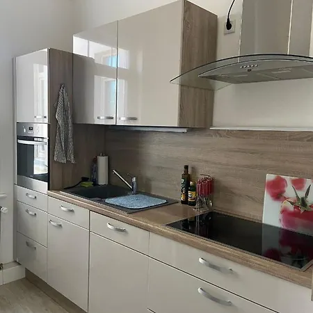 Zentrale Fur 4 Personen *